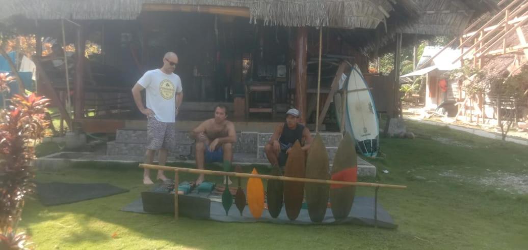 Mentawai Ebay Playground Surfcamp Villa Masokut Buitenkant foto